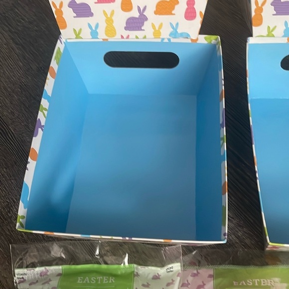 4 basket box and 4 plastic shred for decorative - Picture 4 of 5